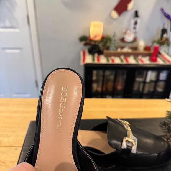BCBGENERATION Zorie Loafer Mule Size 6.5 NIB - Picture 6 of 8